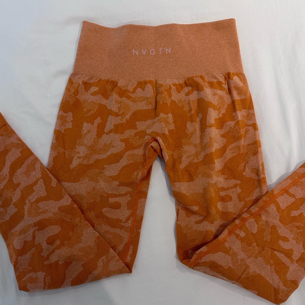 NVGTN burnt orange camo seamless leggings